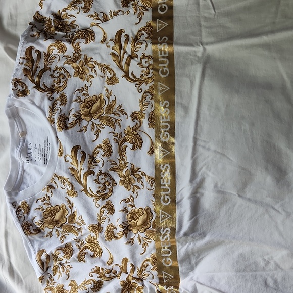 Guess tee gold and white - Picture 2 of 4